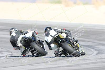 media/Nov-02-2025-CVMA (Sun) [[337aff29ab]]/Race 5-Amateur Formula Middleweight/